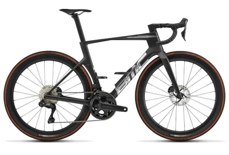 Teammachine R 01 Four